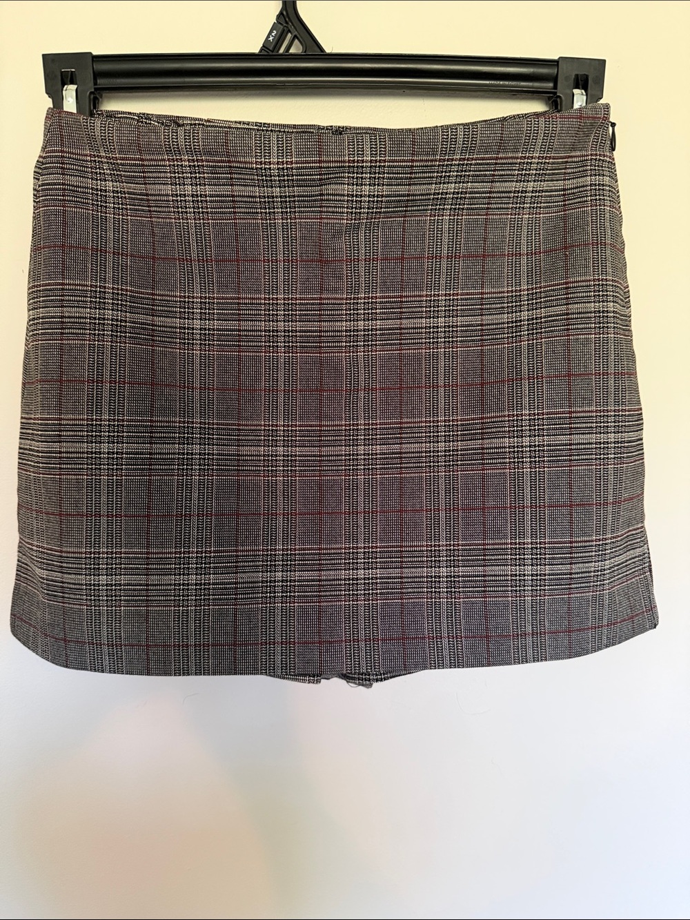 Express Editor Plaid Skirt in Black, White and Red